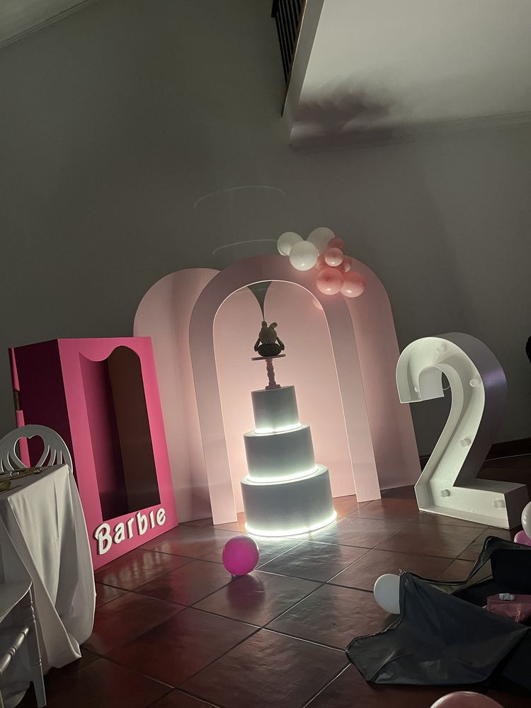 Vendo Caixa da barbie