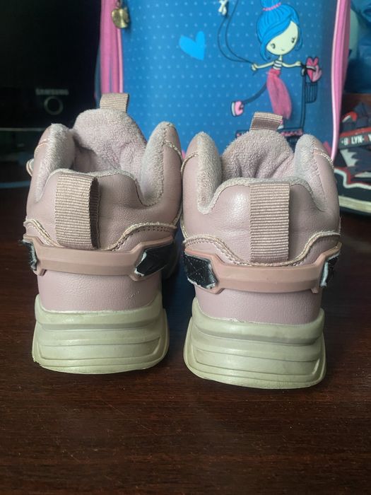 jong golf 28 осінь зима рожеві пудра чоботи взуття хайтопи снікерси