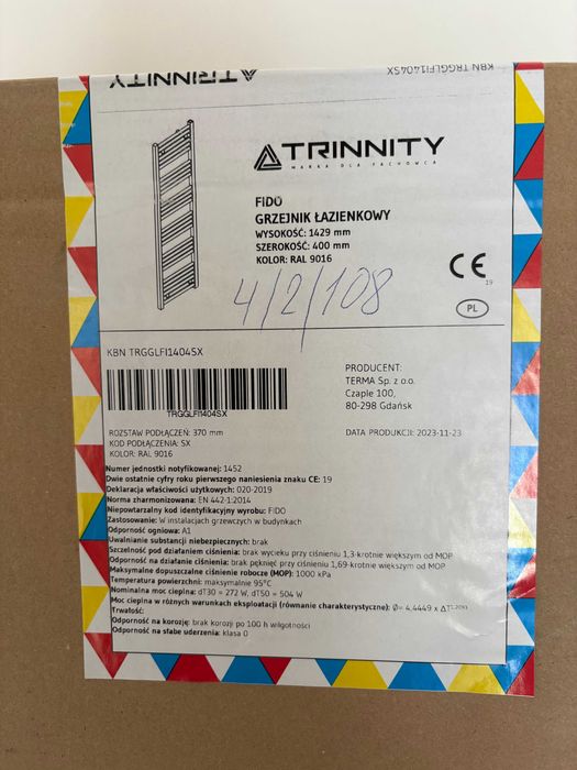 Grzejnik łazienkowy TRINNITY FIDO fabrycznie nowy