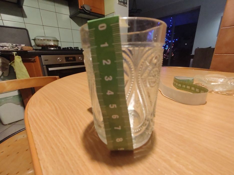 Kufelek przedwojenny szklany