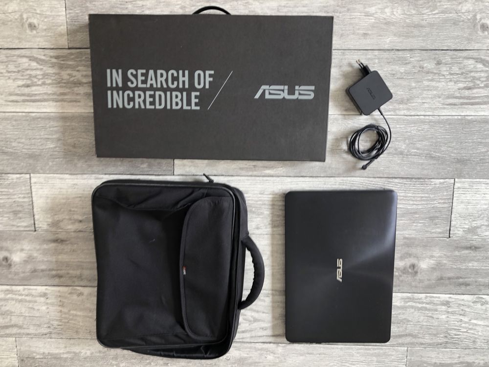 Laptop Notebook ASUS F555L Dysk SSD 256gb 12Gb Ram Torba Zasilacz