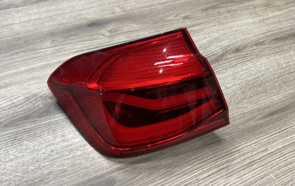 Задний фонарь BMW F30 USA Led рестайл