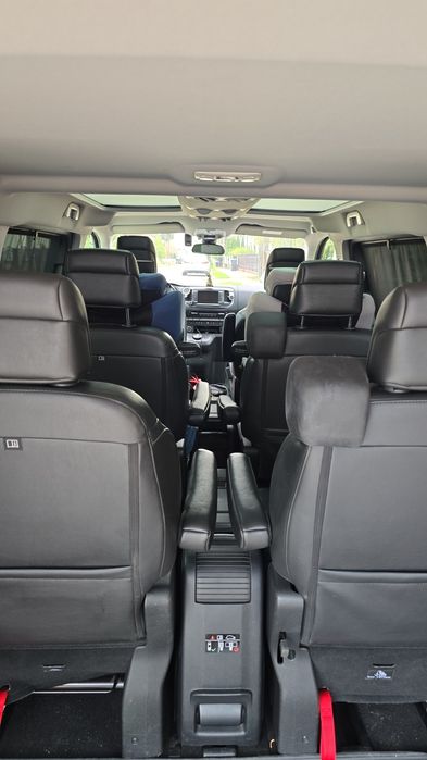 Wynajem PREMIUM Busa Citroen Spacetourer Long, 180 KM, automat