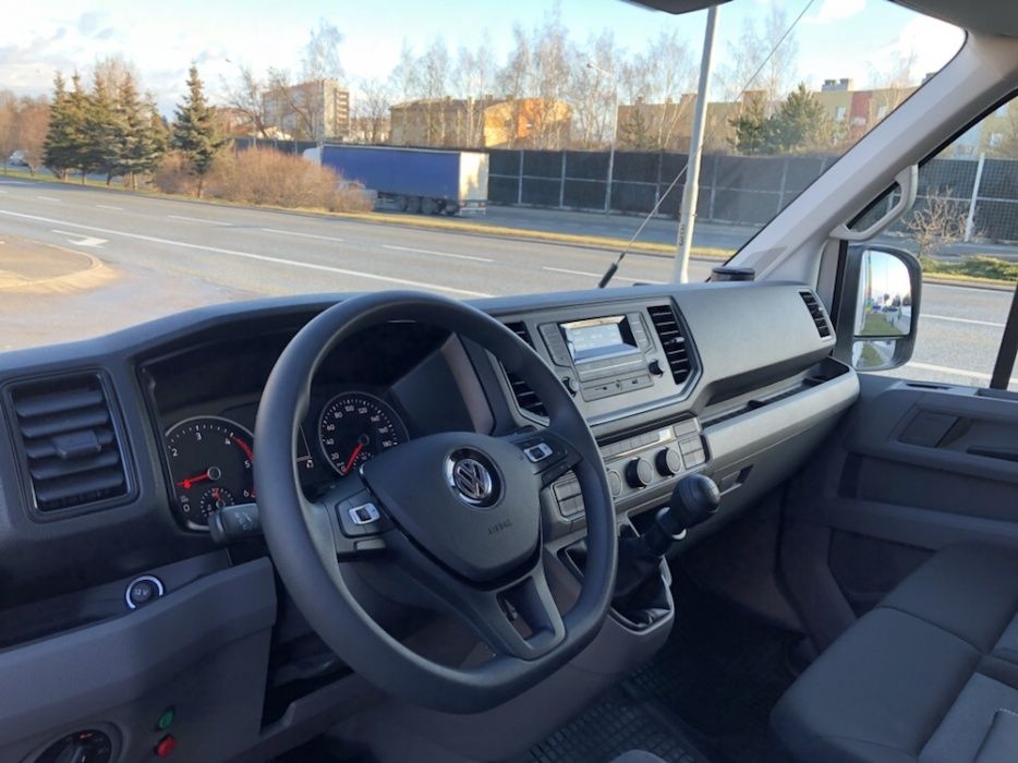 Wynajem Kontener z windą Nowy Crafter  2.0 tdi , 8ep