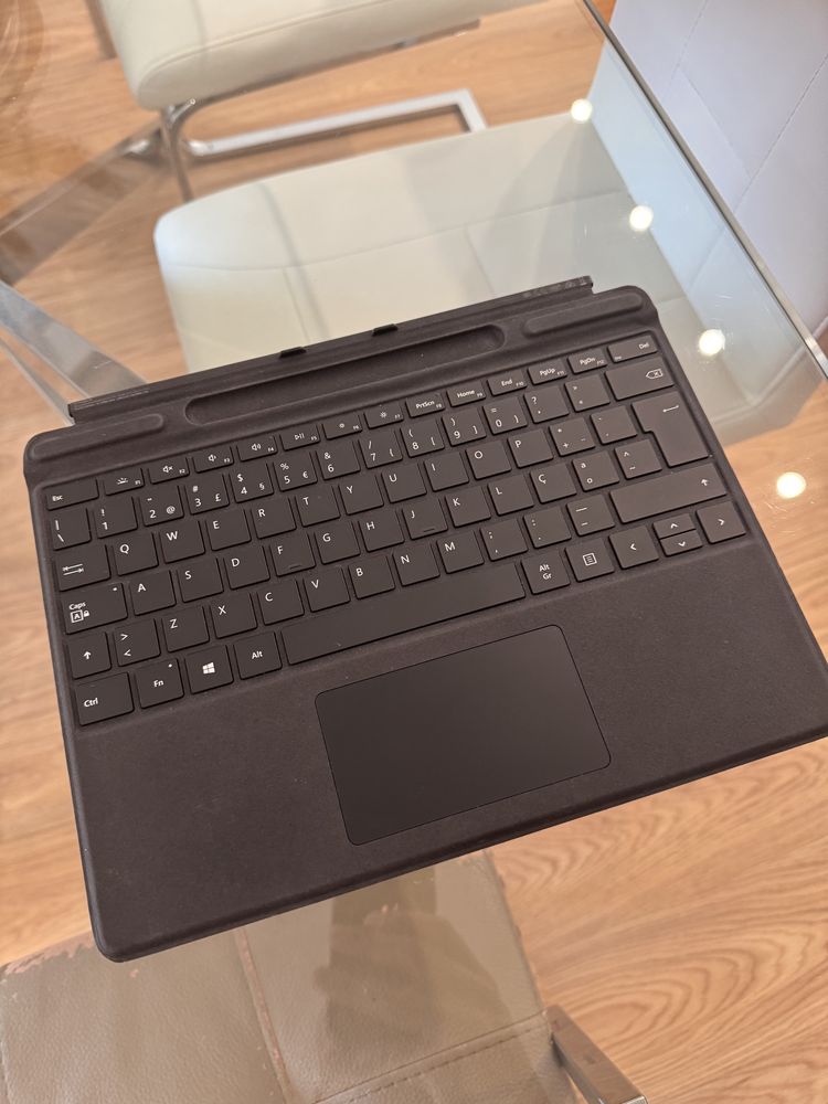 Teclado Surface - Avariado para pecas ou compor