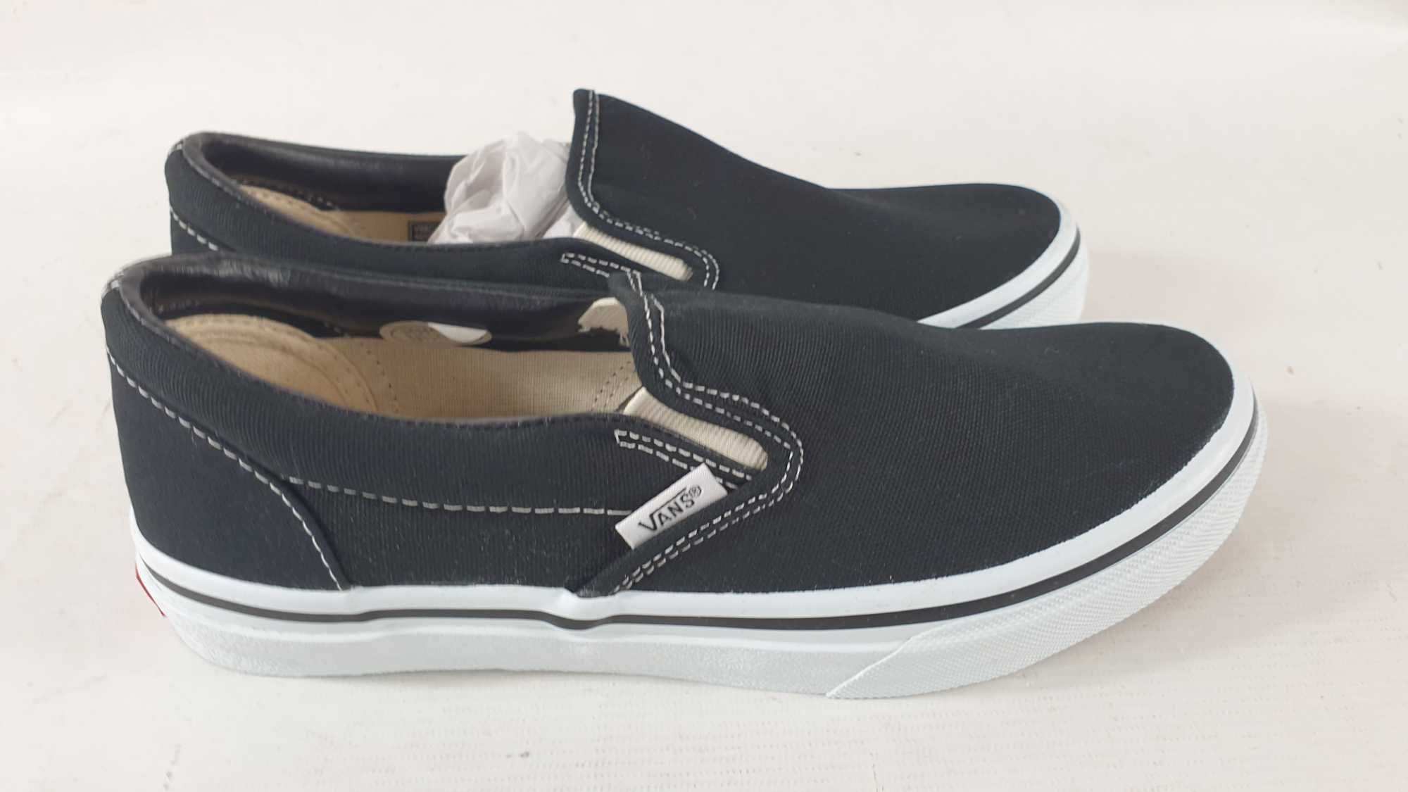 BUTY PREMIUM SLIP-ON nowe  wsuwane  rozmiar 40,5