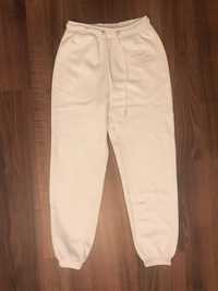 białe spodnie dresowe Sinsay  r. S nowe
