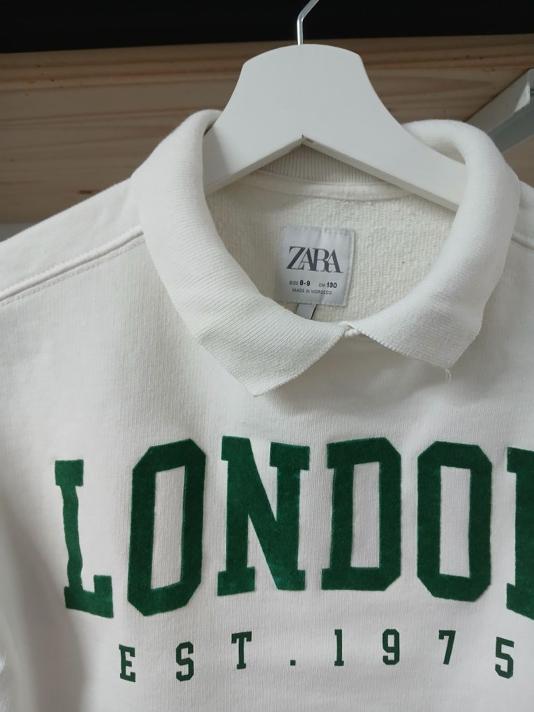 Camisola com pequena gola