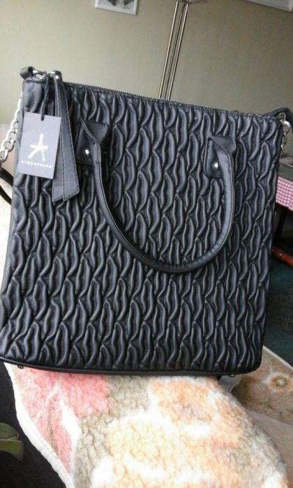 torba czarna .gruba faktura