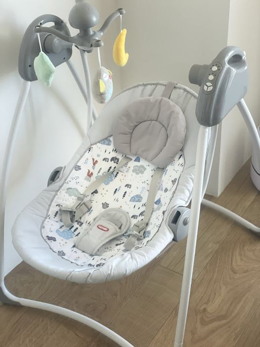 Кресло-качалка (укачивающий центр) CARRELLO Grazia