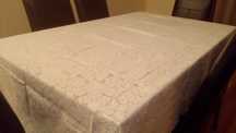 Toalha de mesa meio linho bordado à mão