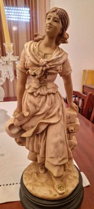 Boneca de decoração