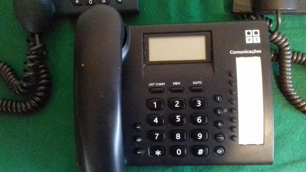 3 telefones