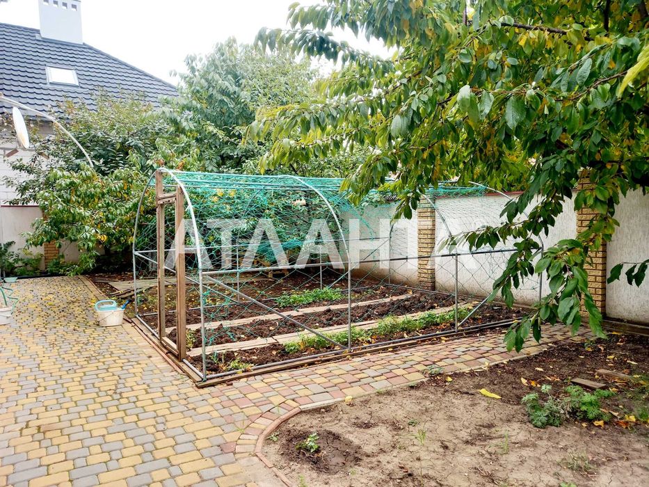 Будинок з ремонтом у Совіньоні