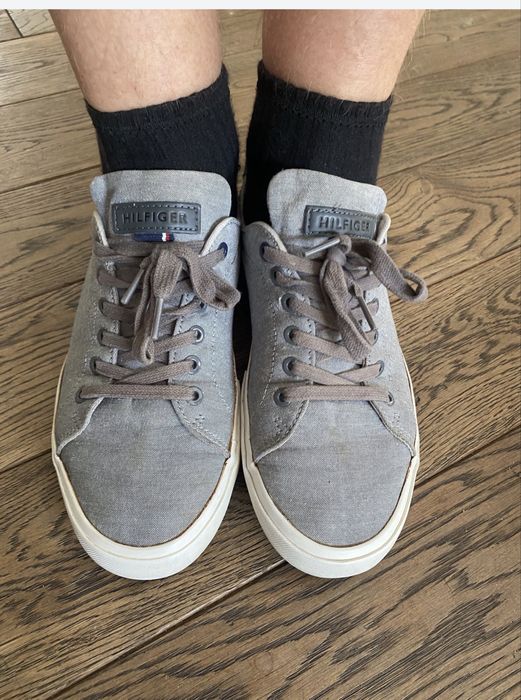 Męskie buty szare sneakersy wiązane 44 logowane