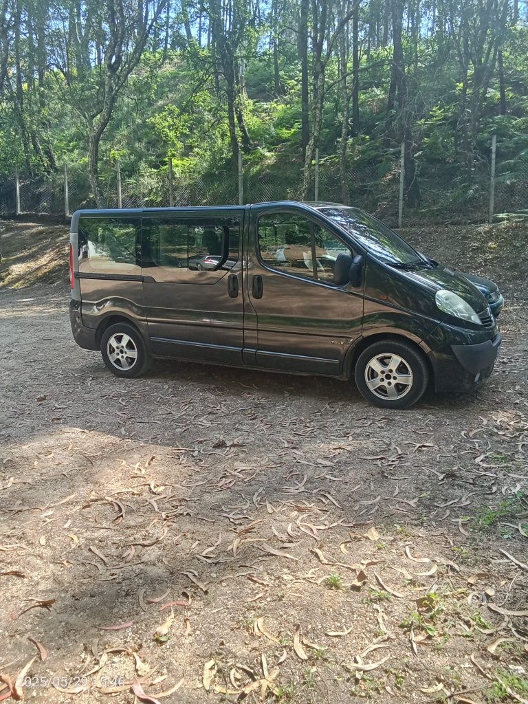 Opel Vivaro 2.5 CDTI - 150CV  | Excelente Estado