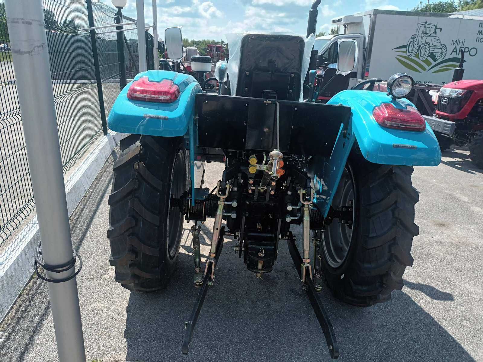 Трактор БУЛАТ TY 244 R