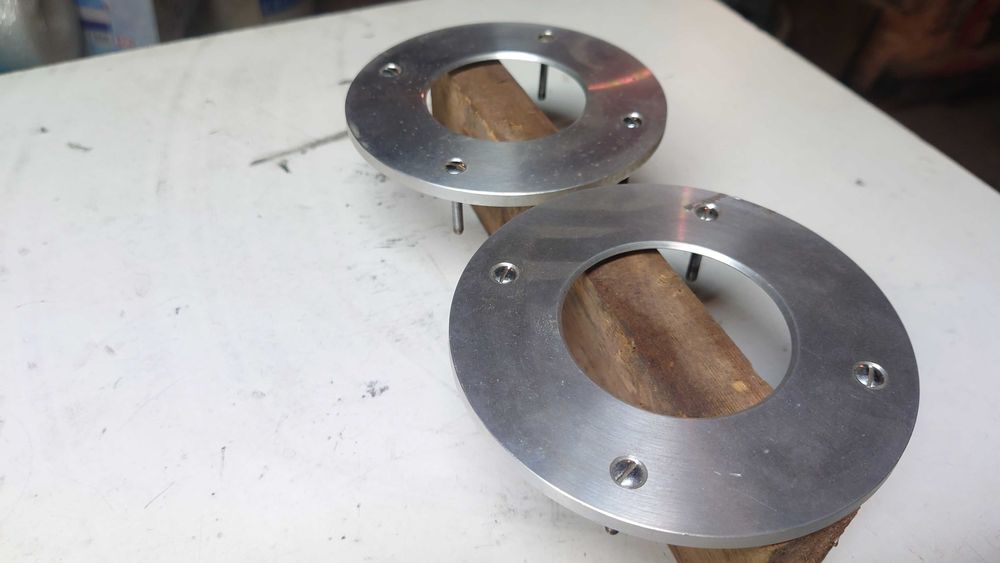 Unitra pierścienie kolumny