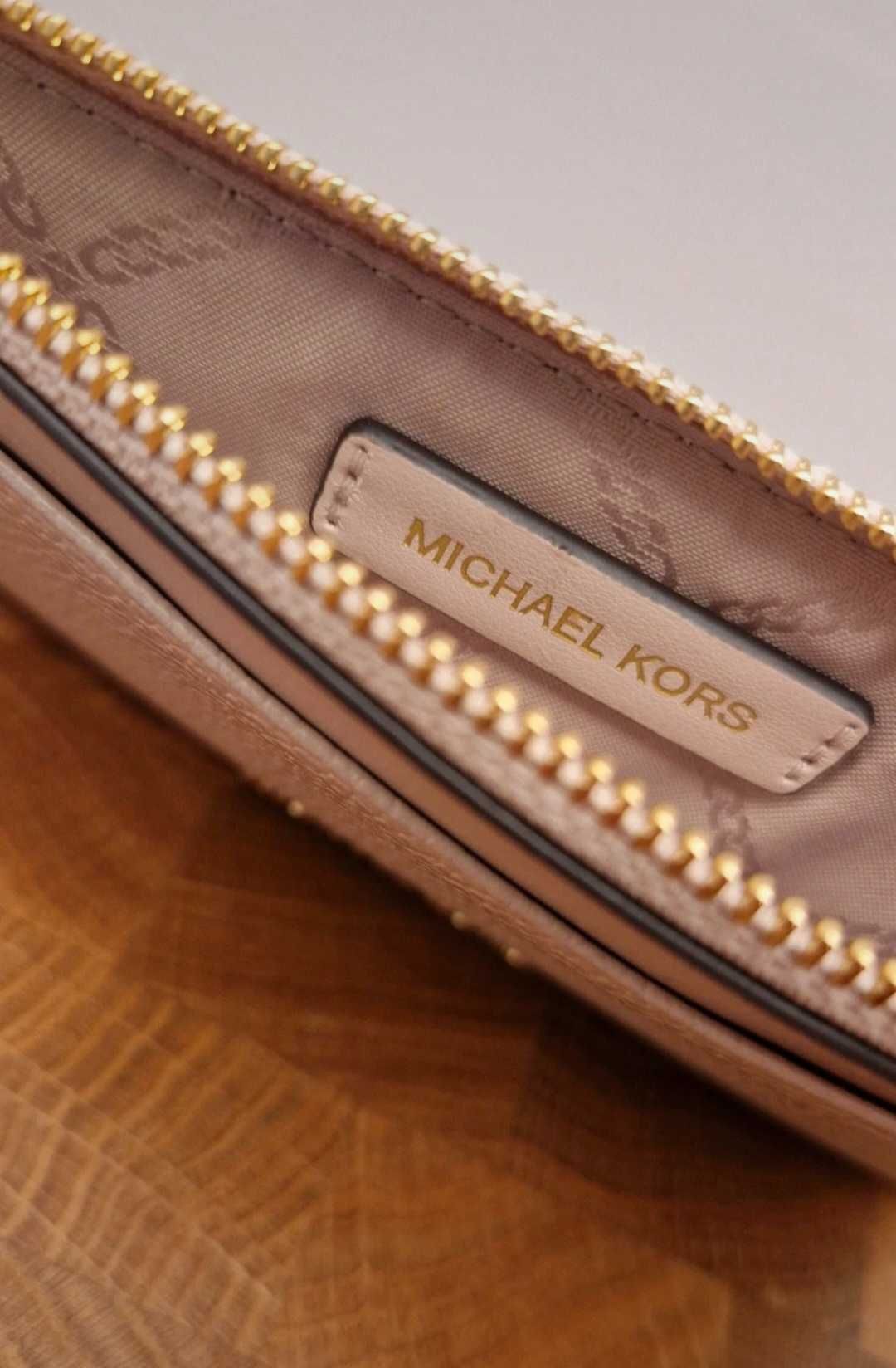 Pudrowy róż Michael Kors portfel