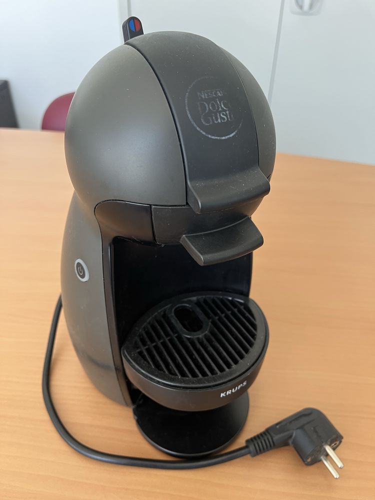 Maquina de cafe dulce gusto