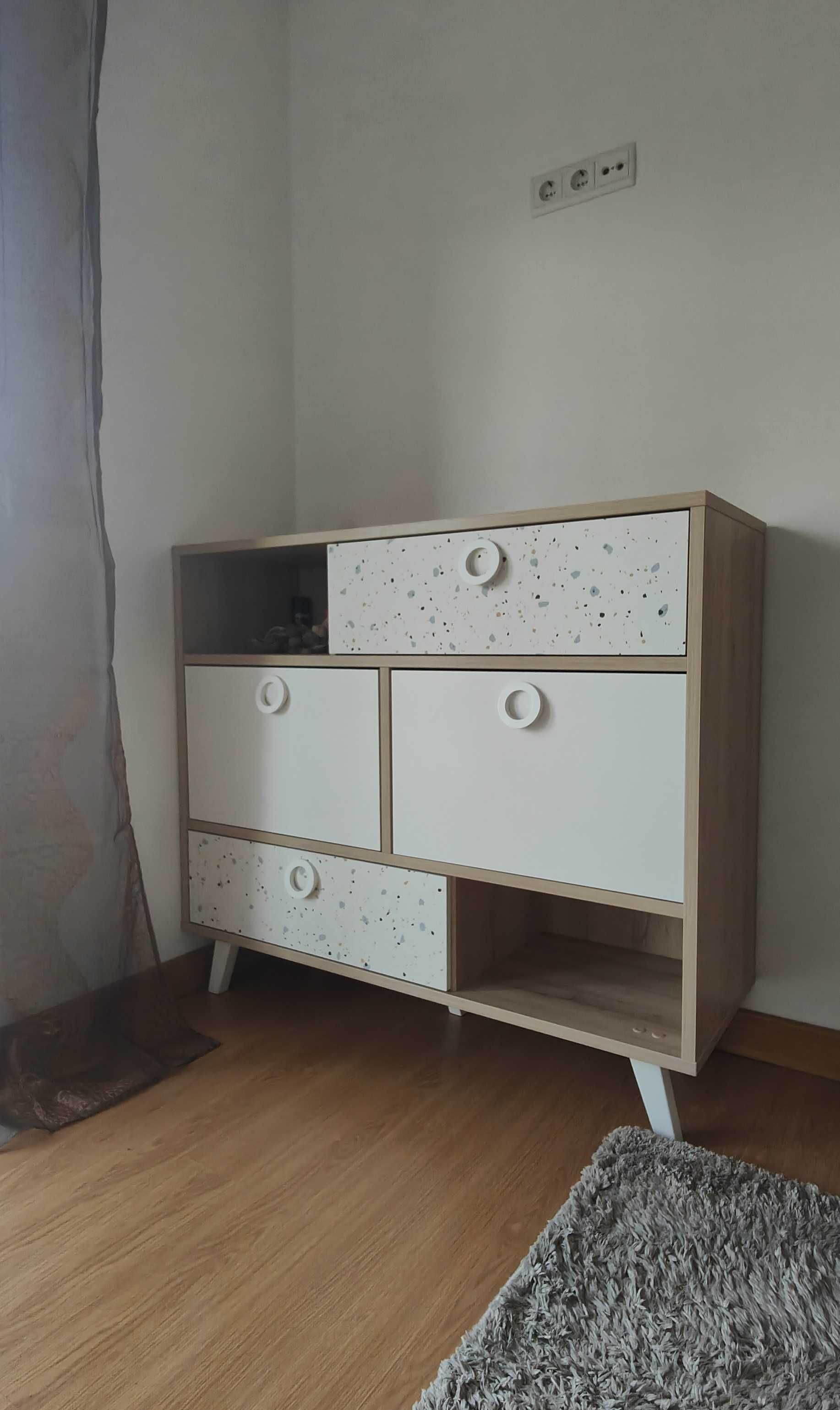 Quarto completo de menina seminovo!