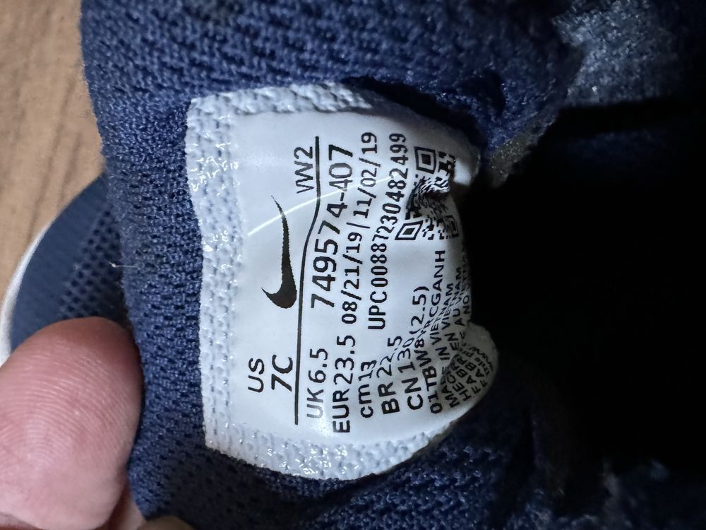 Кросівки кроссовки nike