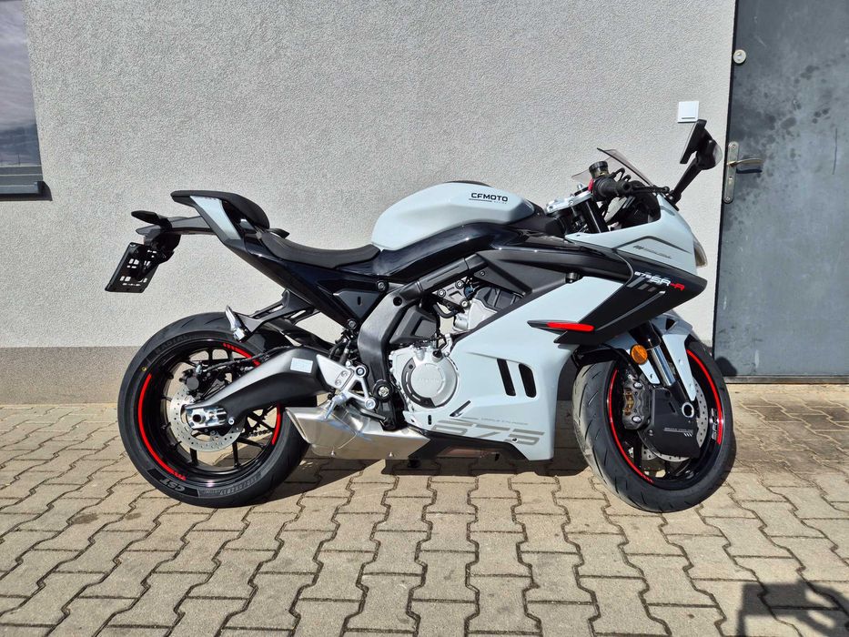 CFMoto SR 675 SR od MUDDY