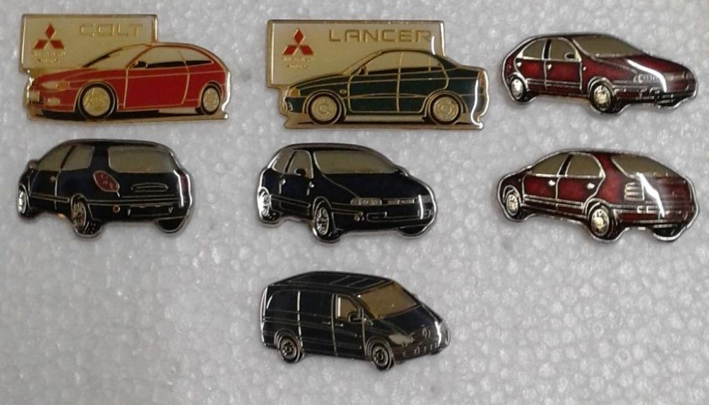 Pins Automóveis Excelente