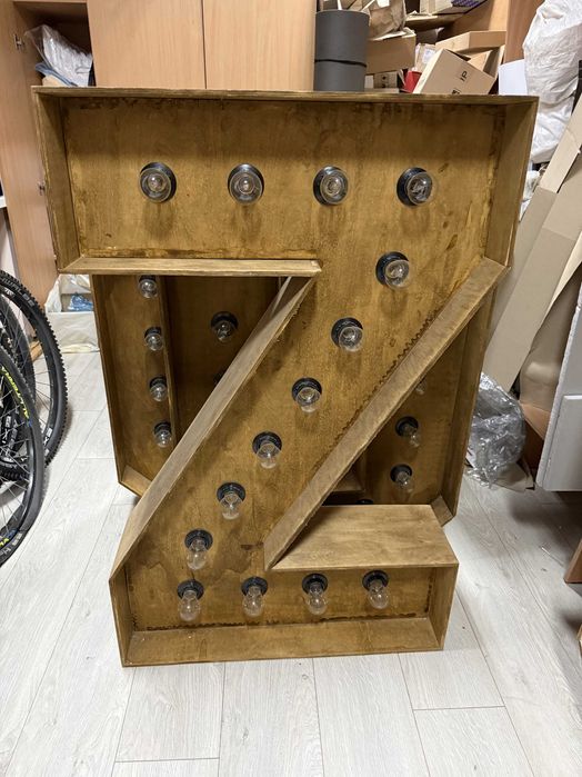 Об’ємні світлові ретро-букви