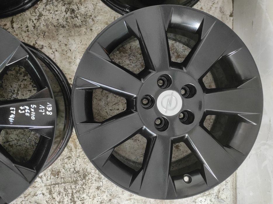 138 Felgi aluminiowe ORYGINAŁ OPEL R 17 5x110 Bardzo Ładne Czarne