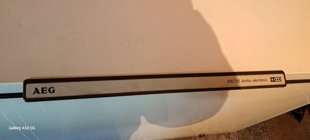 Морозильна камера AEG ларь