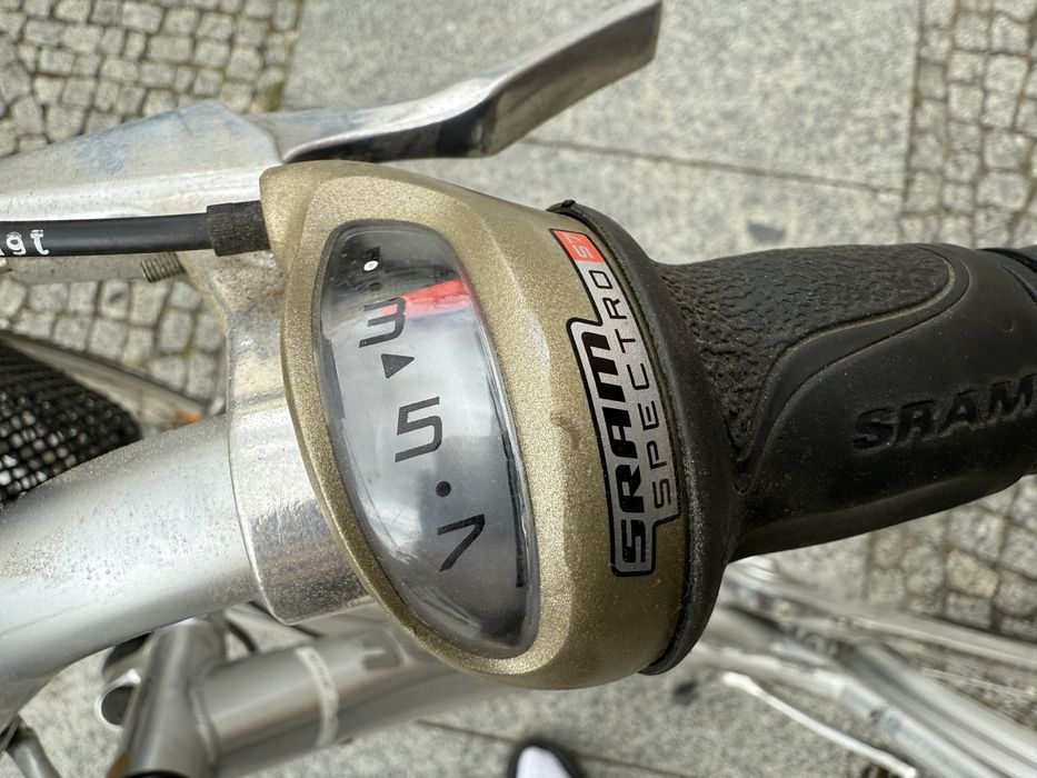 Rower damka z koszykiem