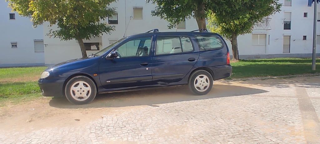 Vendo Renault Megane ótimo estado