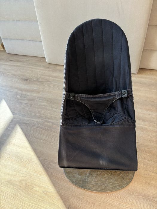 Bujaczek lezaczek babybjorn