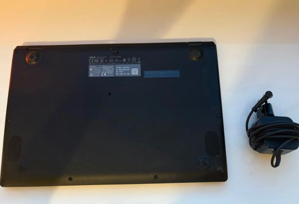 Asus PC Portátil E410M