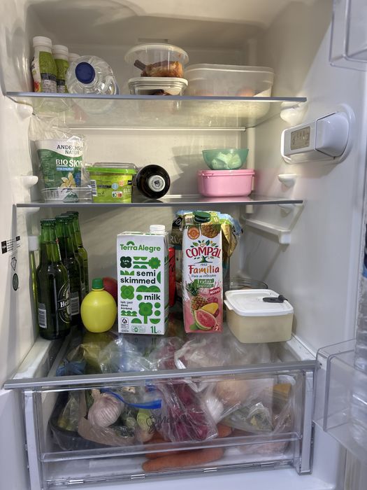 Frigorifico, branco . Impecavel , muito estimado.