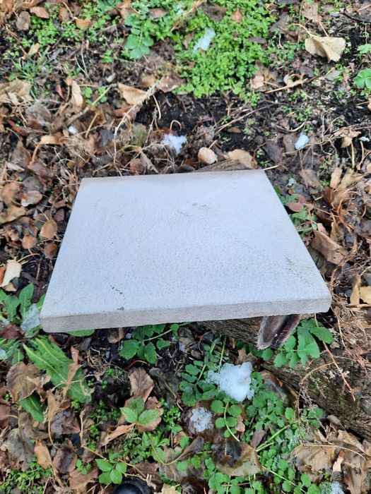 Кришка стовпа бетонна