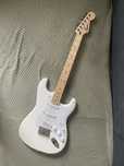 Gitara elektryczna Sonic Strat Squier