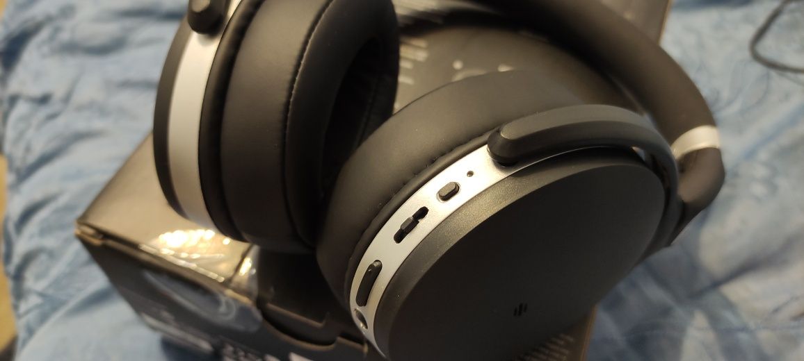 Навушники бездротові Sennheiser HD 4.50 BTNS