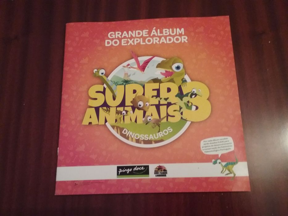 Vendo estás duas cadernetas á 13,50€ cada uma a escolha.