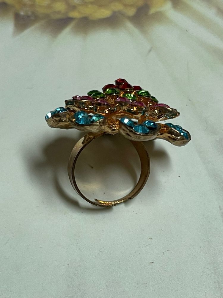 Anel de flor multicolorido