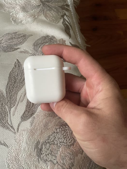 Оригінальні навушники AirPods 2 покоління + чехол у подарунок