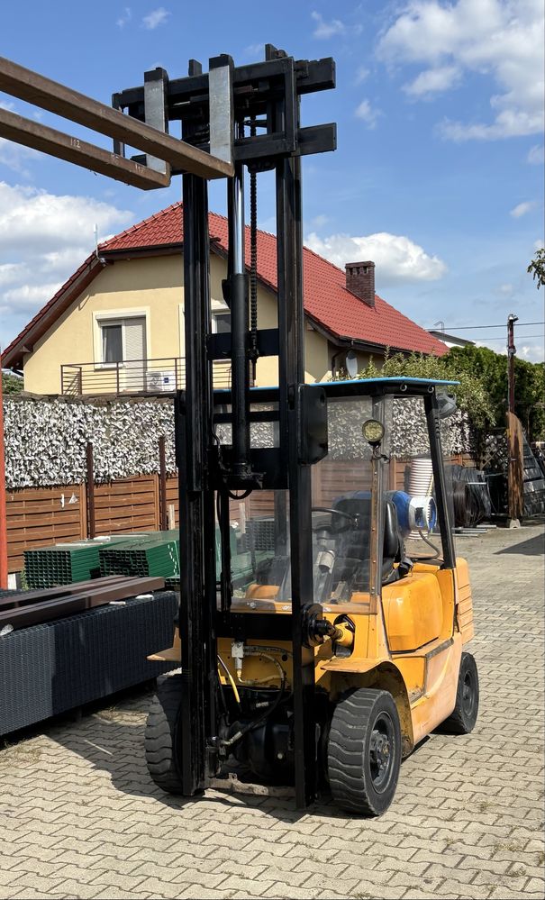 Wózek widłowy Caterpillar GP25