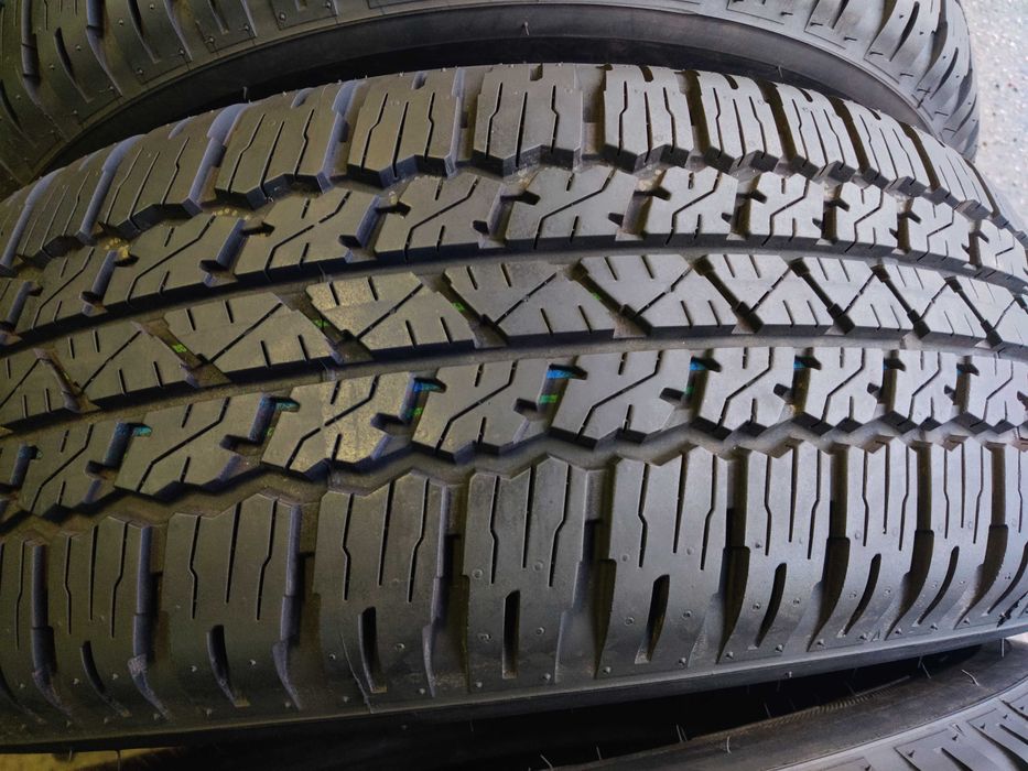 Bridgestone Dueler A/T R17 265 65 шини всесезонні