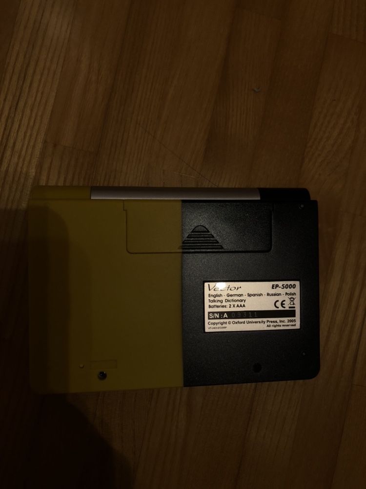 Tłumacz elektroniczny, translator Vector Ep-500
