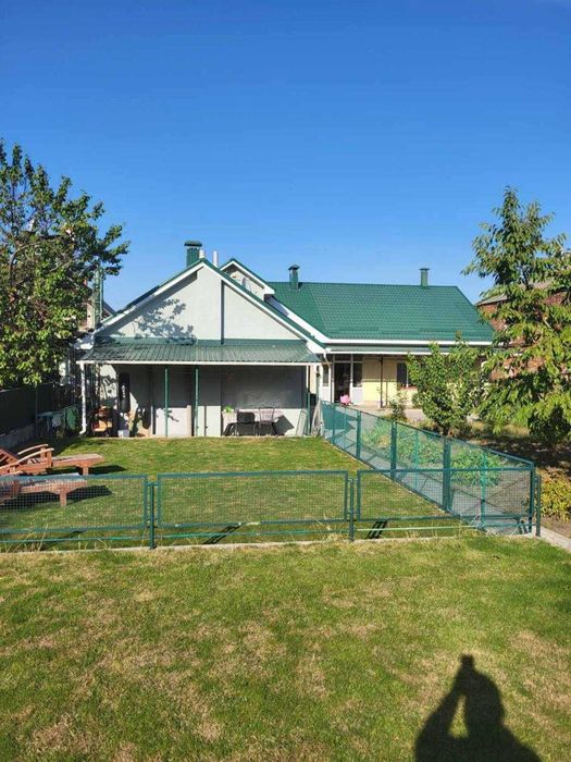 Продам пол 2-х этаж дома гараж участок !Центр Грушевского Туп трамвая!