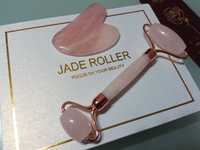 Набор Jade roller с пластиночкой Гуаша и роллером из настоящего кварца