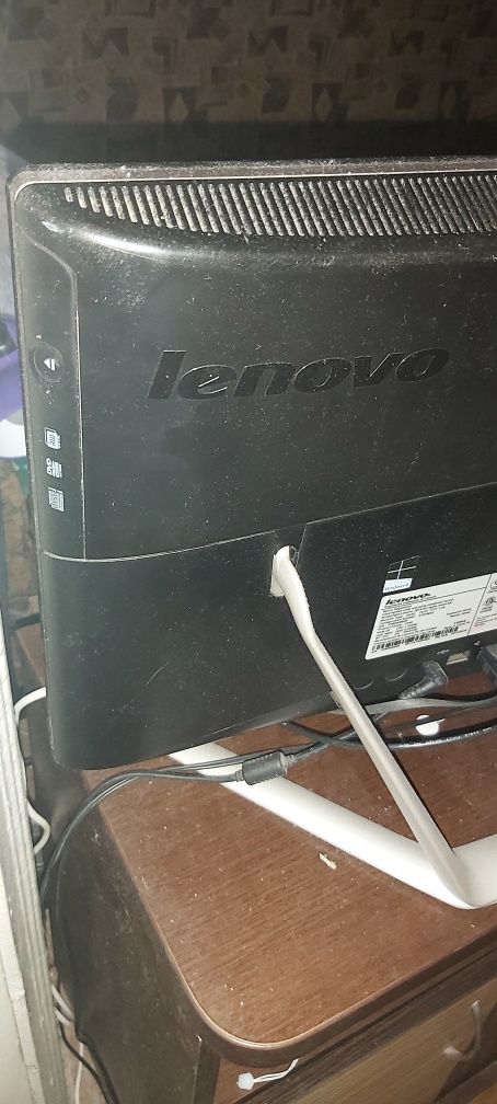 Моноблок Lenovo IdeaCentre C340