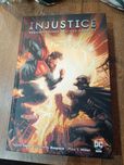 Injustice Tom 1 DC