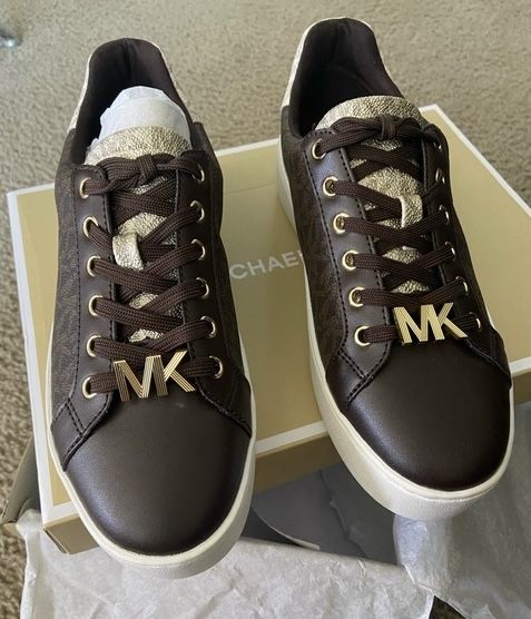 Michael kors розмір 6 (23.5 см)